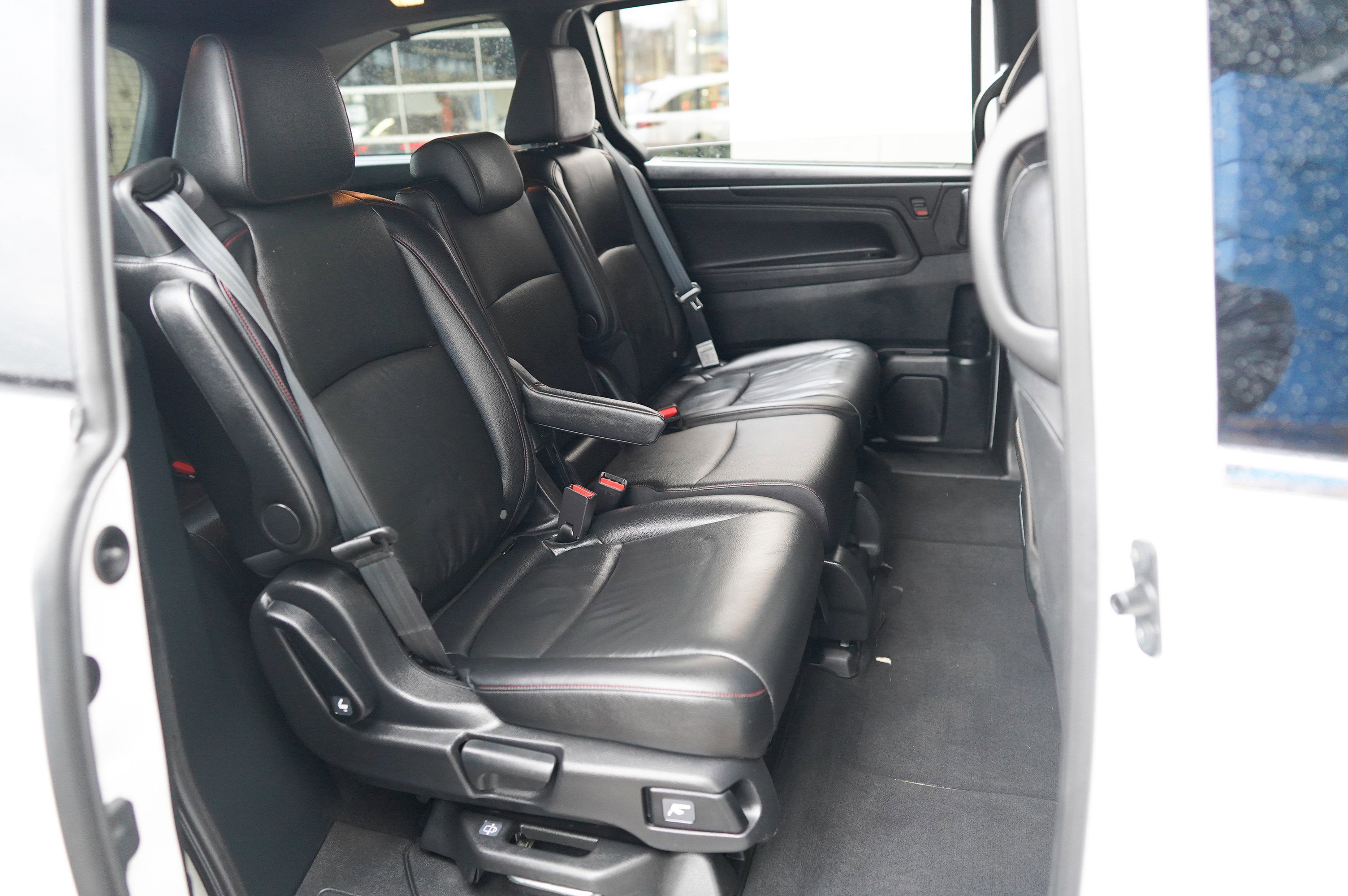 Used 2023 Honda Odyssey Sport image 39