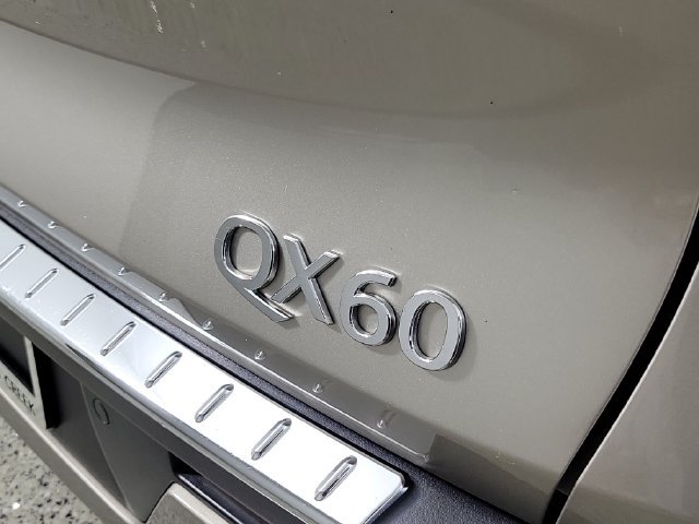 Used 2022 INFINITI QX60 Autograph w/ Cargo Package FWD image 5