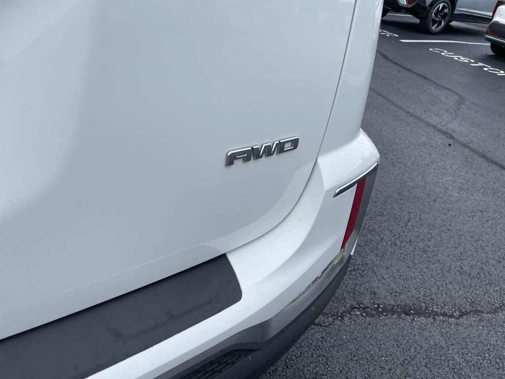 Used 2017 GMC Terrain SLT AWD/4WD image 6