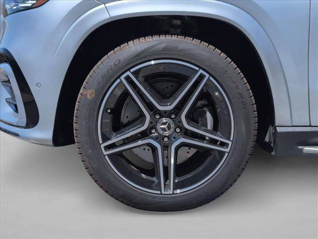 New 2025 Mercedes-Benz GLS 450 4MATIC image 10