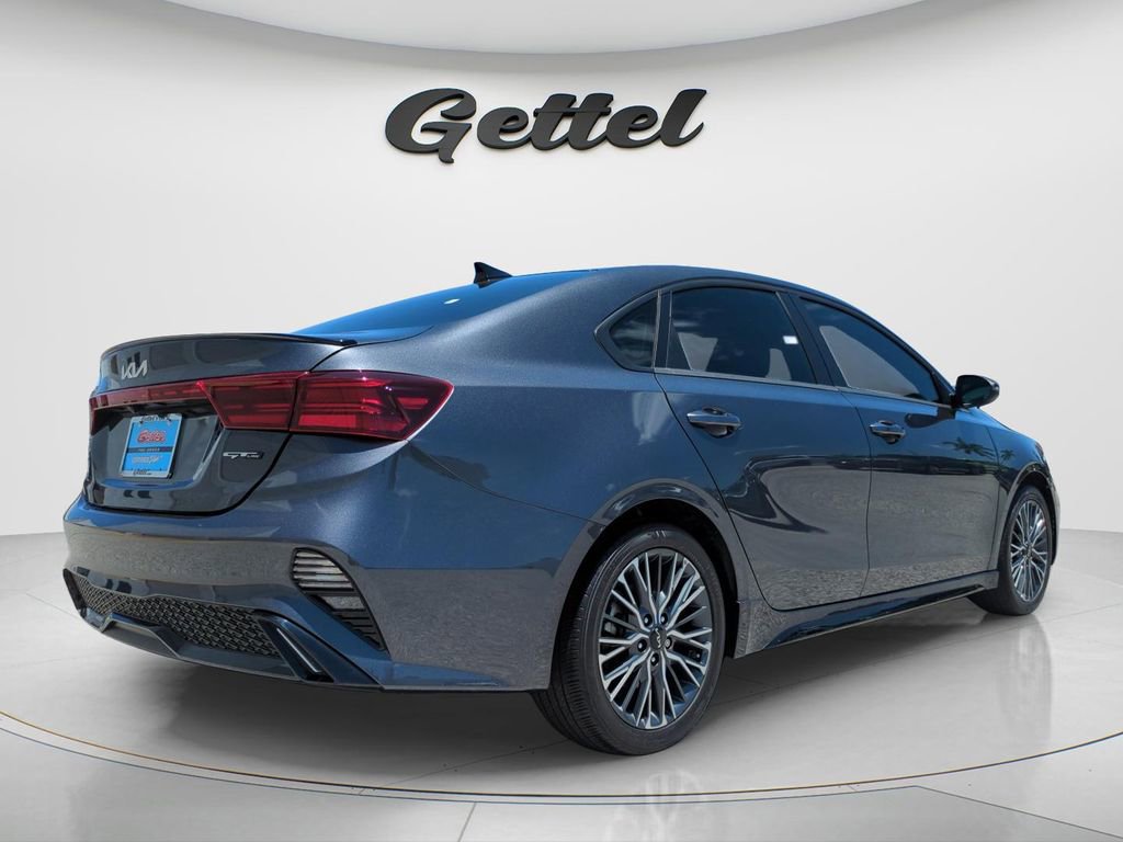 Used 2023 Kia Forte GT-Line w/ GT-Line Premium Package FWD image 5