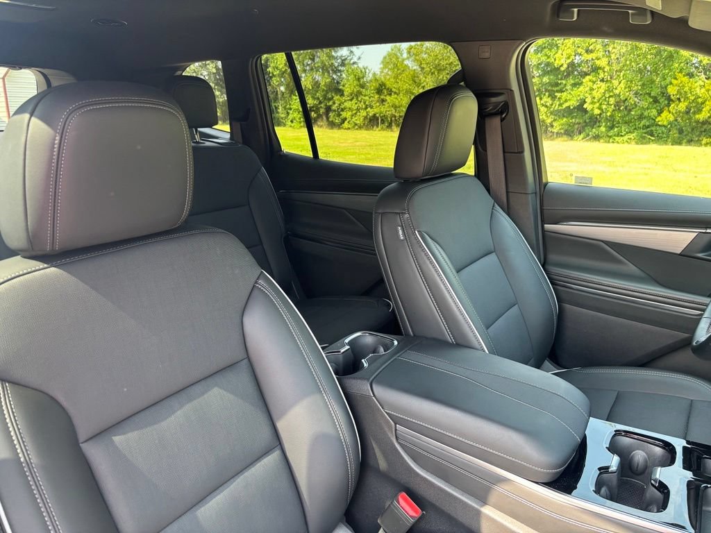 Used 2026 Buick Enclave Preferred AWD/4WD image 25