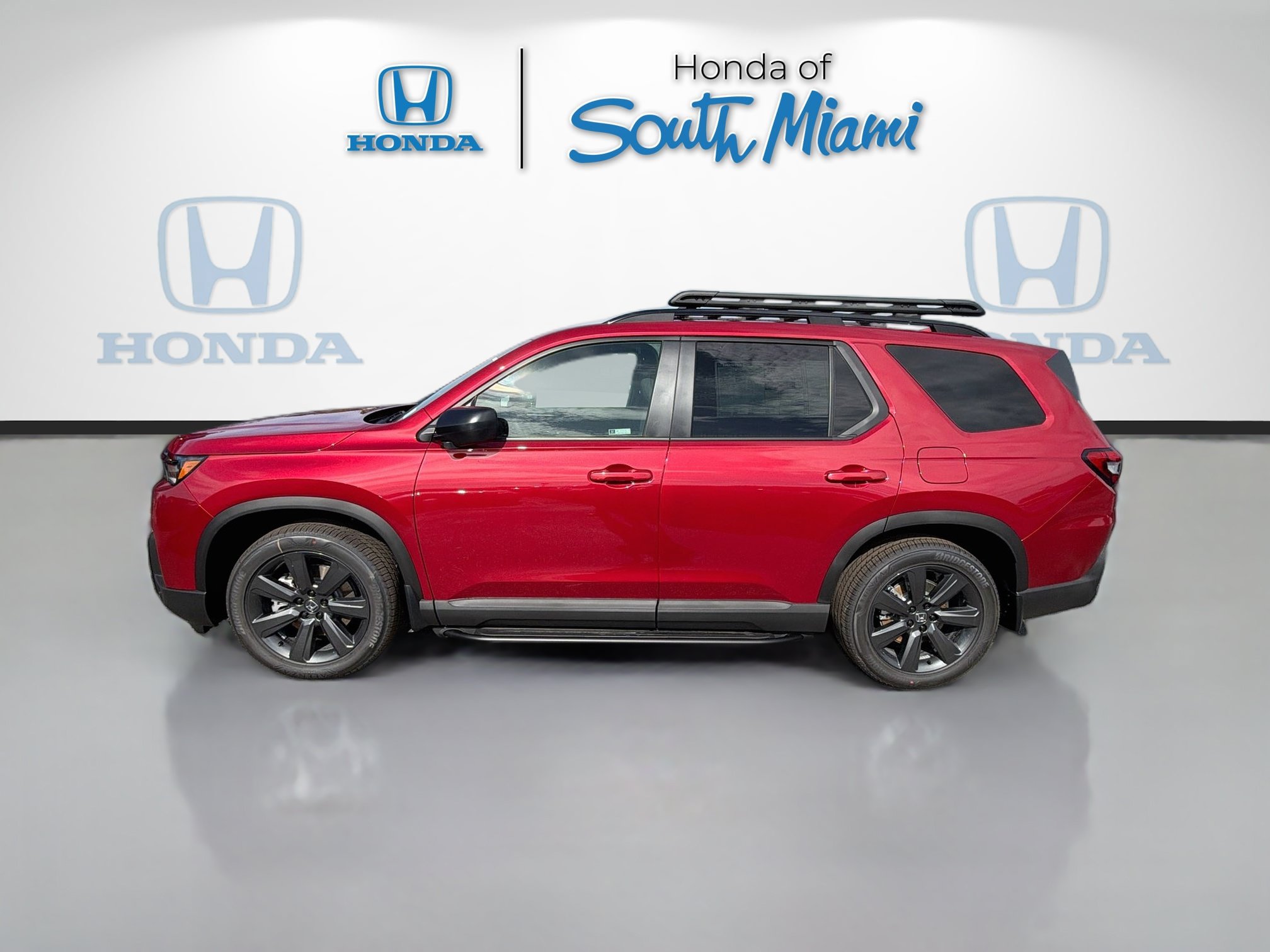 New 2026 Honda Pilot Sport image 4