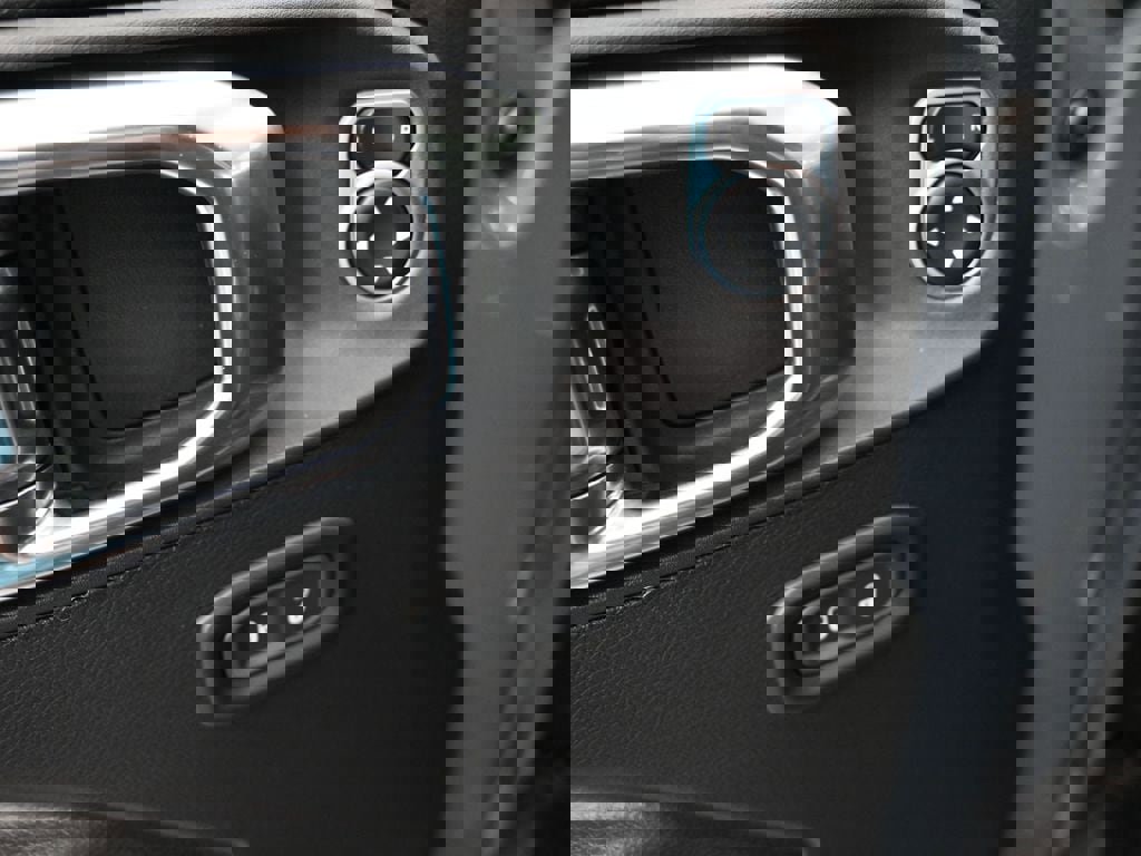 New 2026 Jeep Gladiator Sport image 12