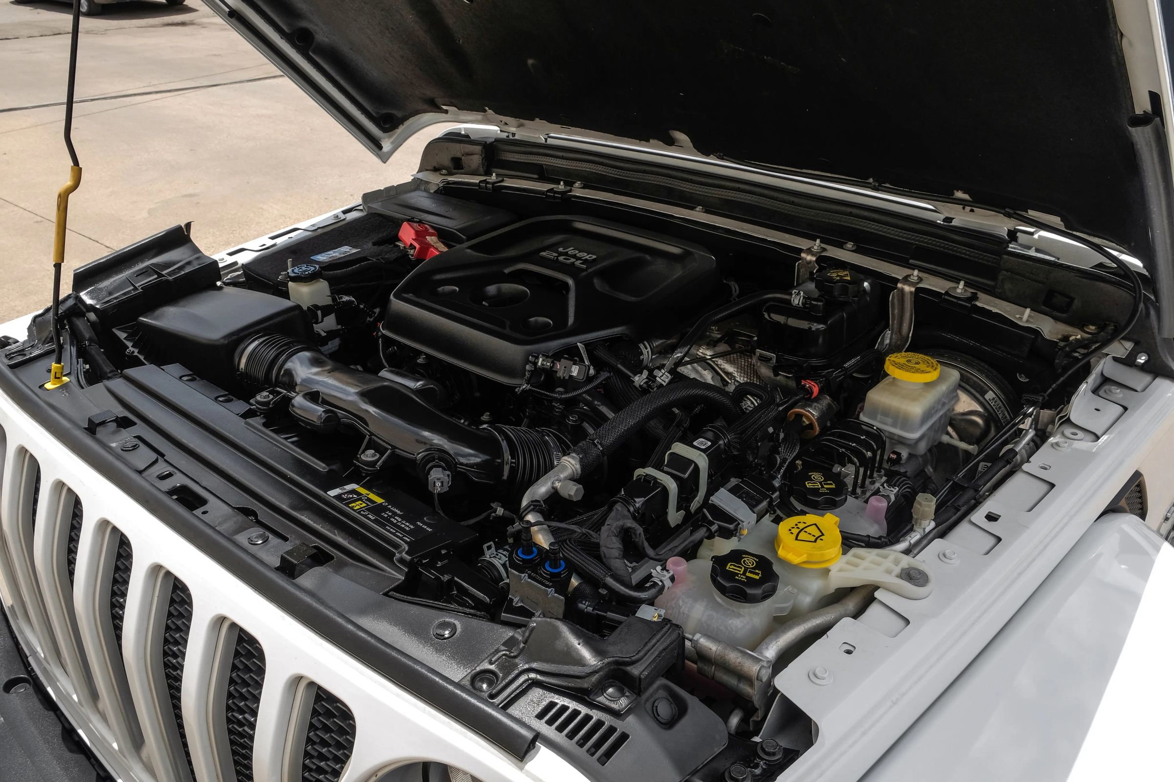 Used 2020 Jeep Wrangler Unlimited Sahara image 46