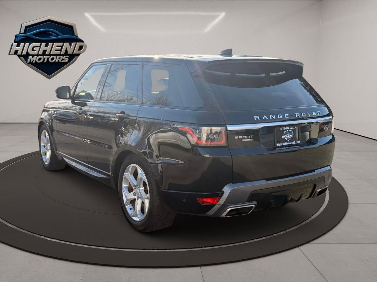 Used 2018 Land Rover Range Rover Sport HSE AWD/4WD image 3