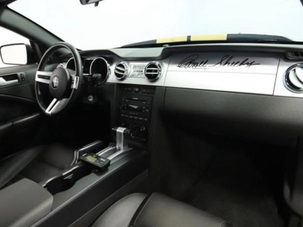 Used 2006 Ford Mustang GT Premium RWD image 22