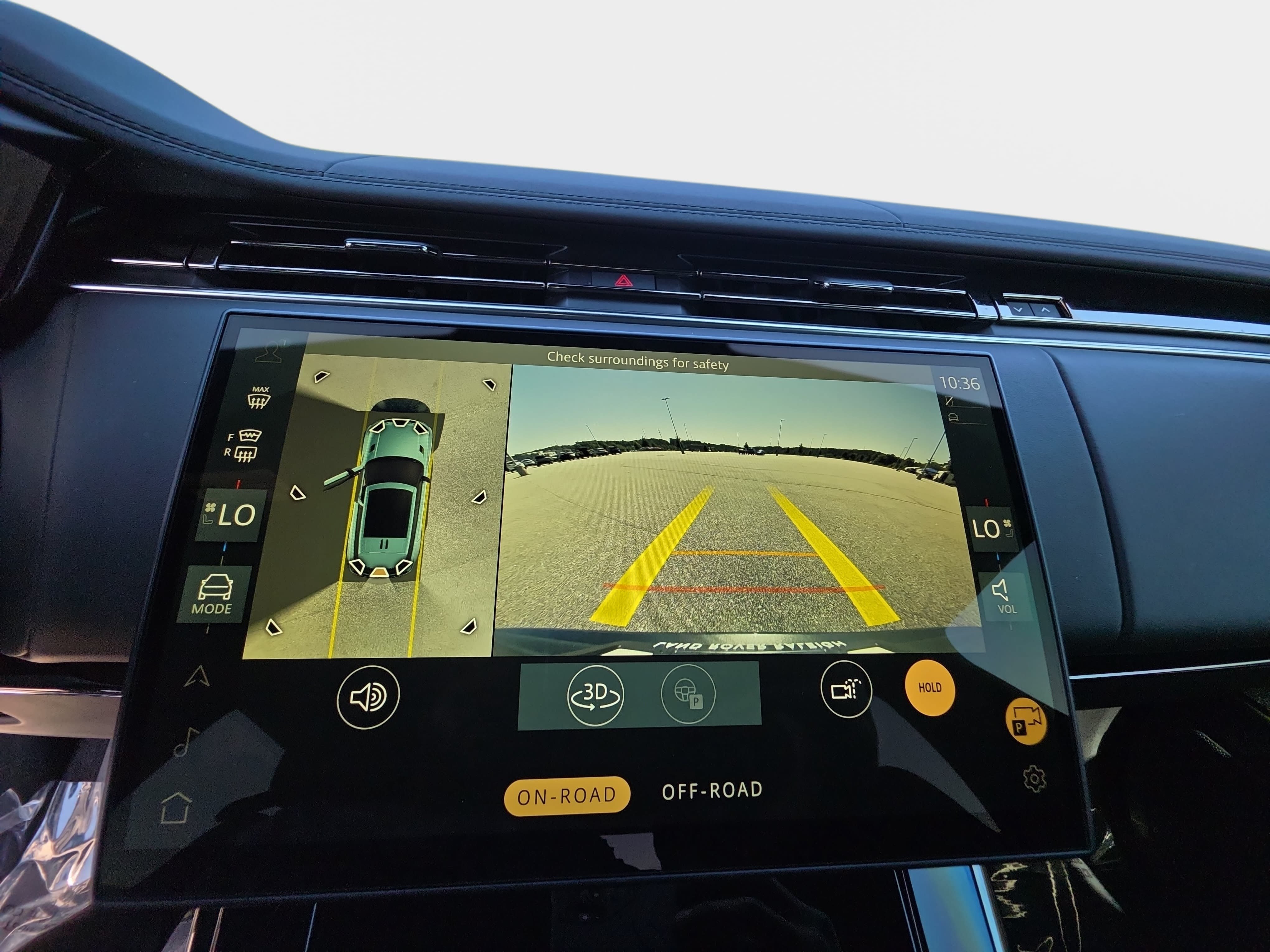 Certified 2025 Land Rover Range Rover Sport SE AWD/4WD image 24