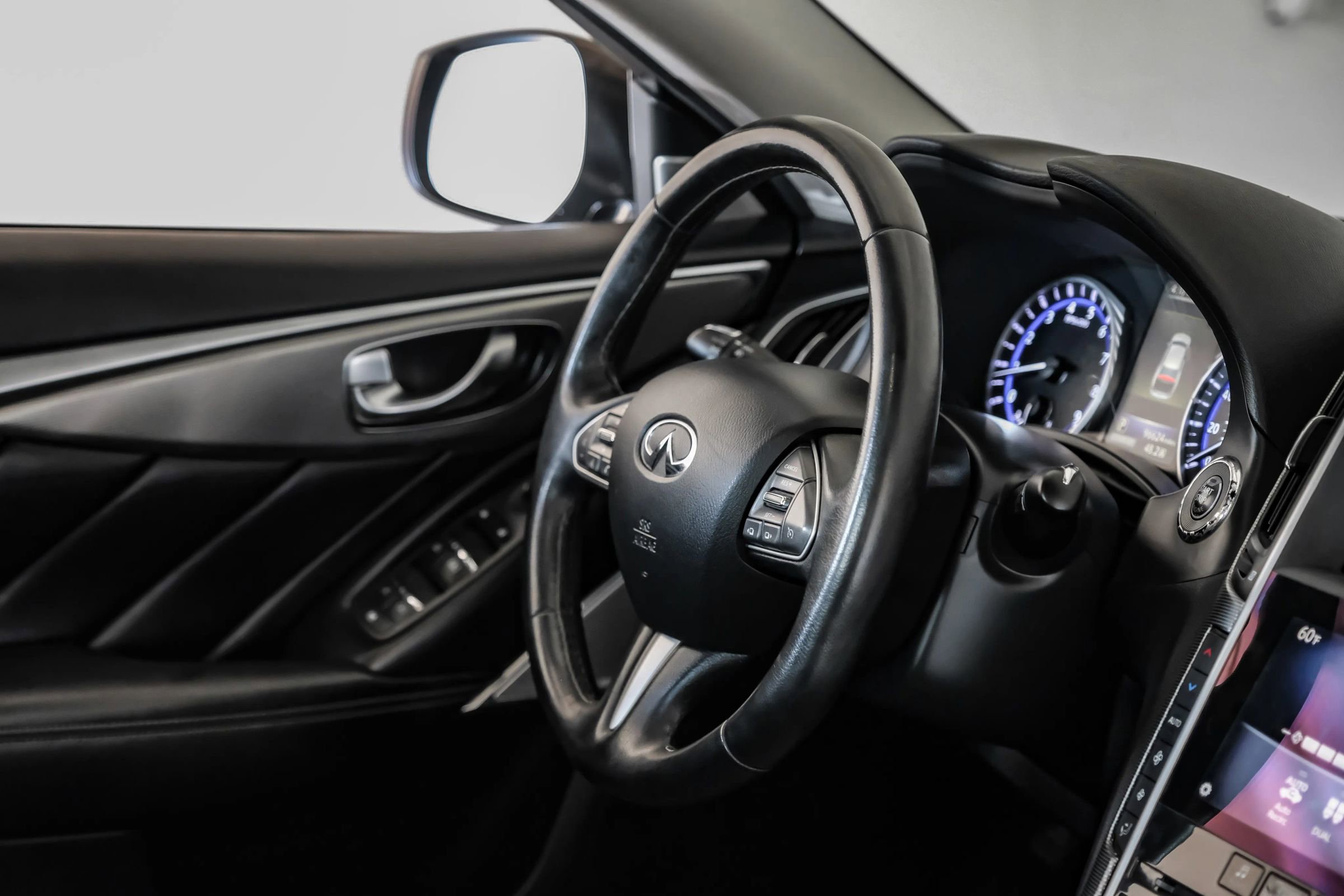 Used 2017 INFINITI Q50 3.0t Premium image 12