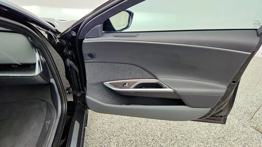 Used 2023 Lucid Air Touring AWD/4WD image 28