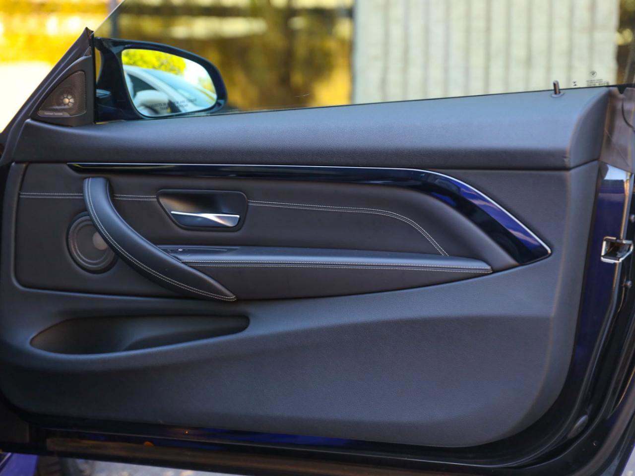 Used 2016 BMW M4 Coupe RWD image 13