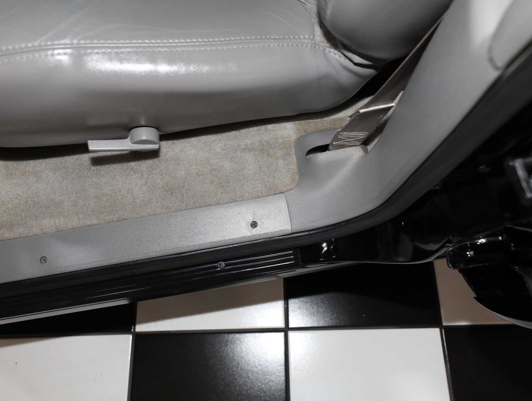 Used 1996 Chevrolet Impala SS RWD image 50