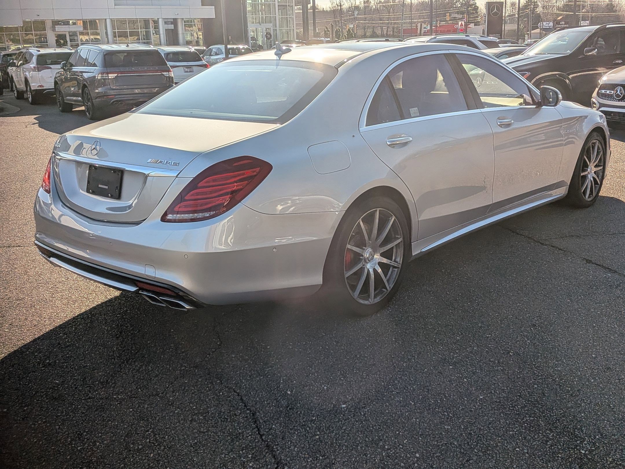Used 2015 Mercedes-Benz S 63 AMG 4MATIC Sedan image 3