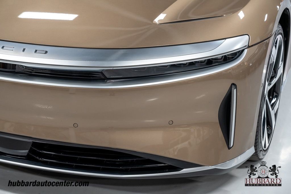 Used 2022 Lucid Air Dream Edition image 13