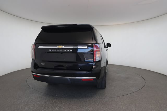 Used 2023 Chevrolet Suburban LT w/ LT Signature Plus Package AWD/4WD image 16