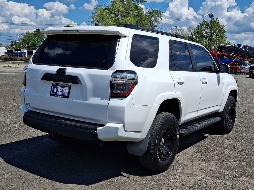 Used 2015 Toyota 4Runner Trail AWD/4WD image 11