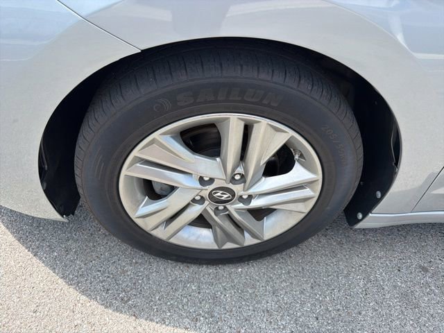 Used 2020 Hyundai Elantra Value Edition FWD image 11
