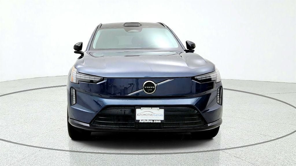 Used 2025 Volvo EX90 Plus AWD/4WD image 2