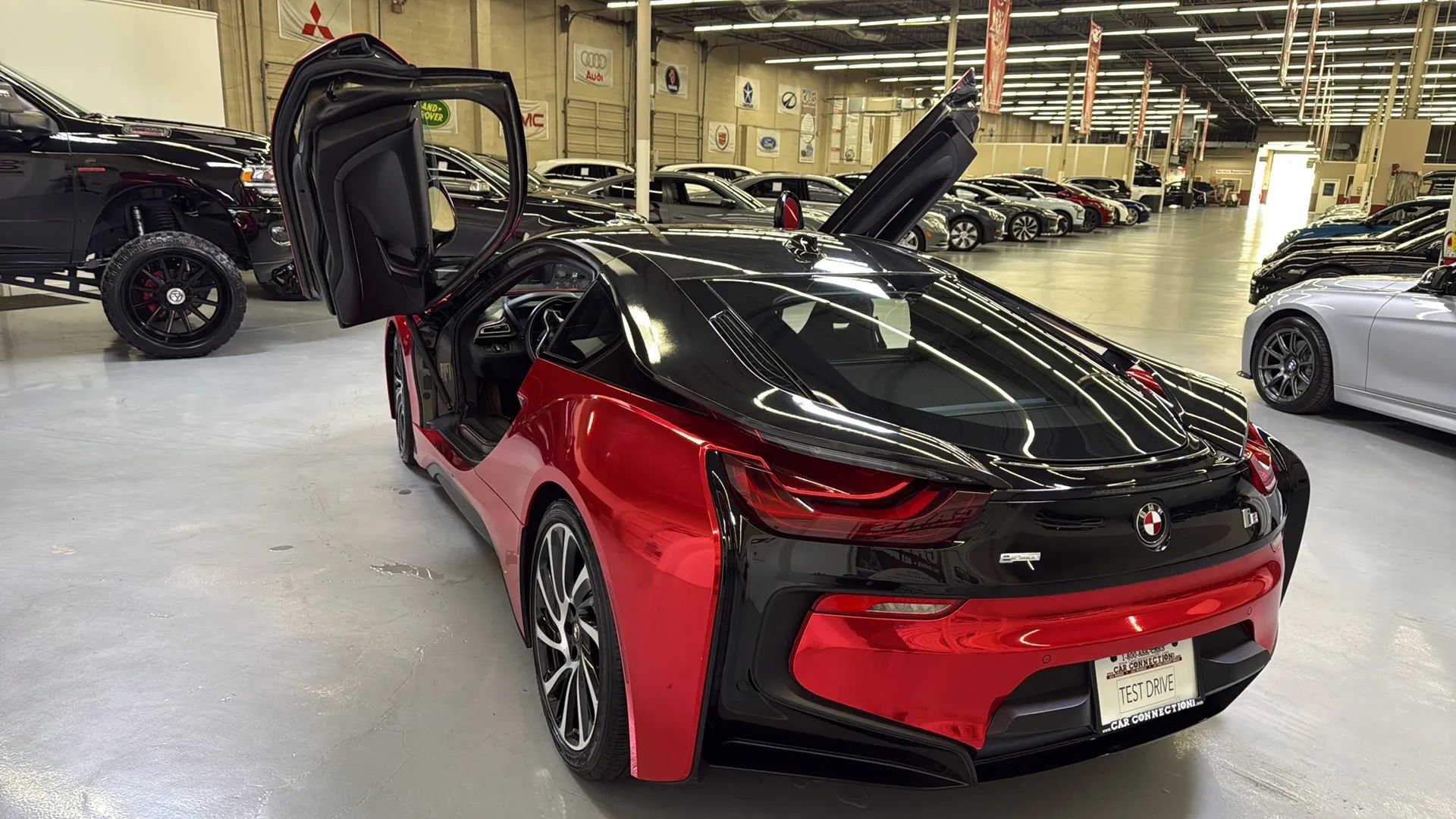 Used 2015 BMW i8 AWD/4WD image 17