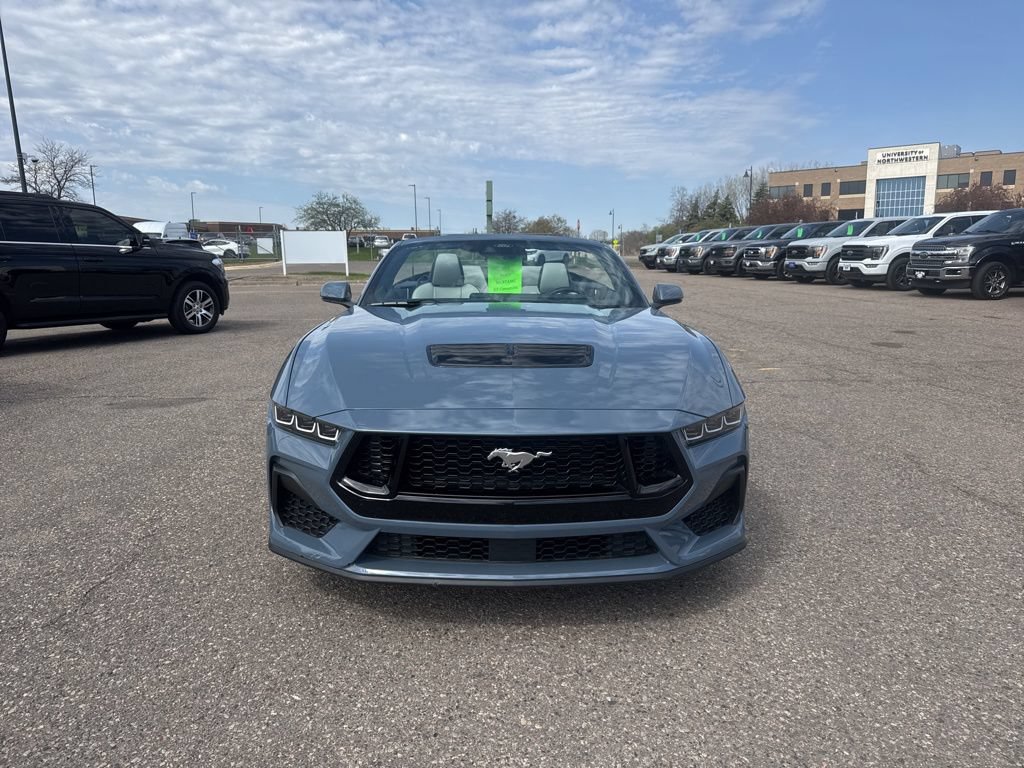 Used 2025 Ford Mustang GT Premium RWD image 34