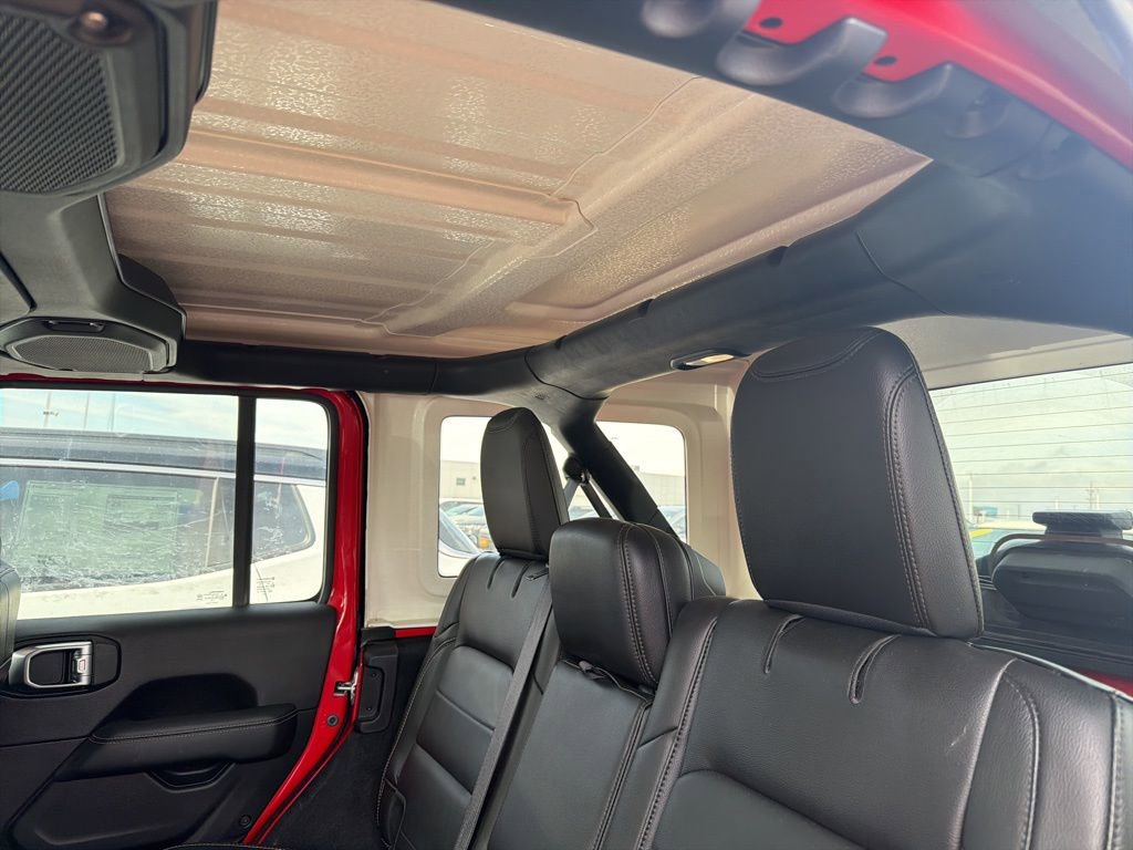 Used 2019 Jeep Wrangler Unlimited Sahara w/ Uconnect 4C Nav & Sound Group image 22