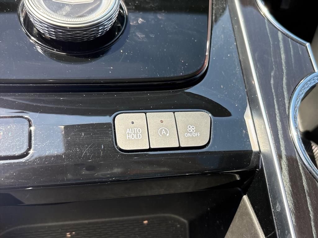 Used 2026 Cadillac Escalade Sport AWD/4WD image 37