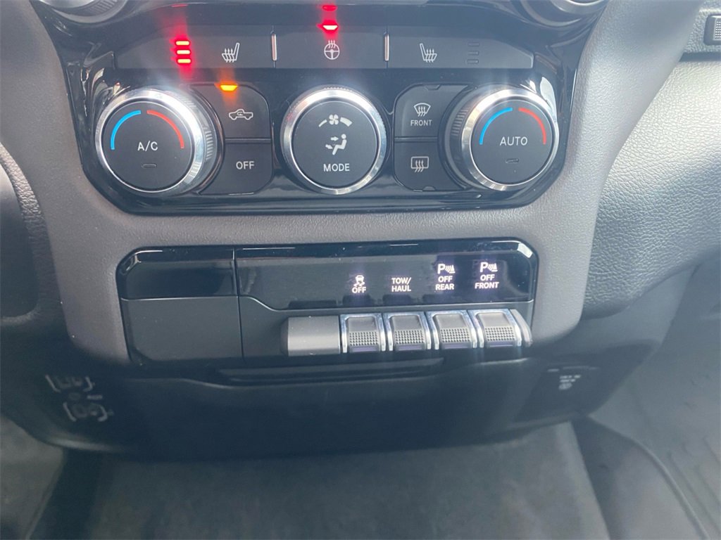 Used 2022 RAM 1500 Big Horn image 23