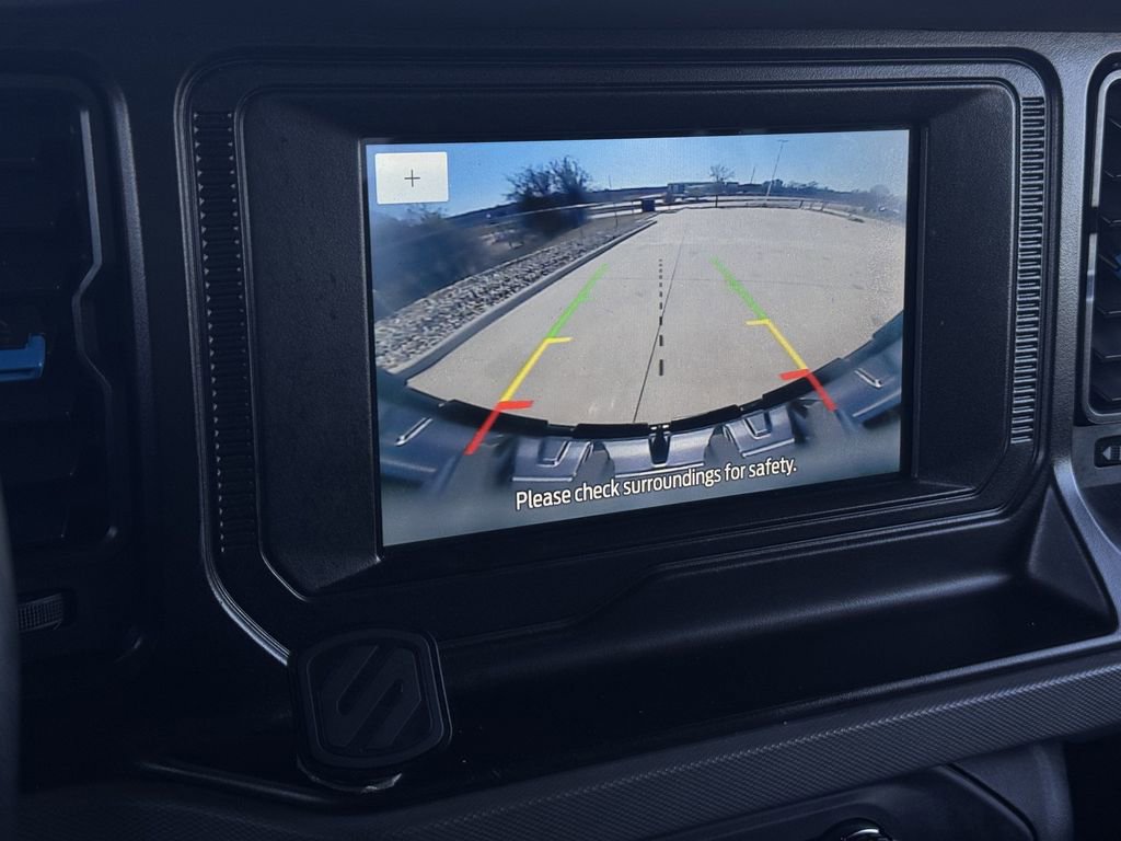 Used 2022 Ford Bronco Black Diamond image 18