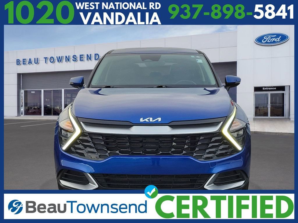 Used 2023 Kia Sportage EX image 2