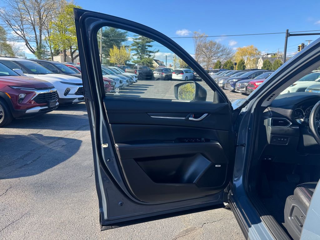 Used 2025 MAZDA CX-5 Carbon Edition AWD/4WD image 18