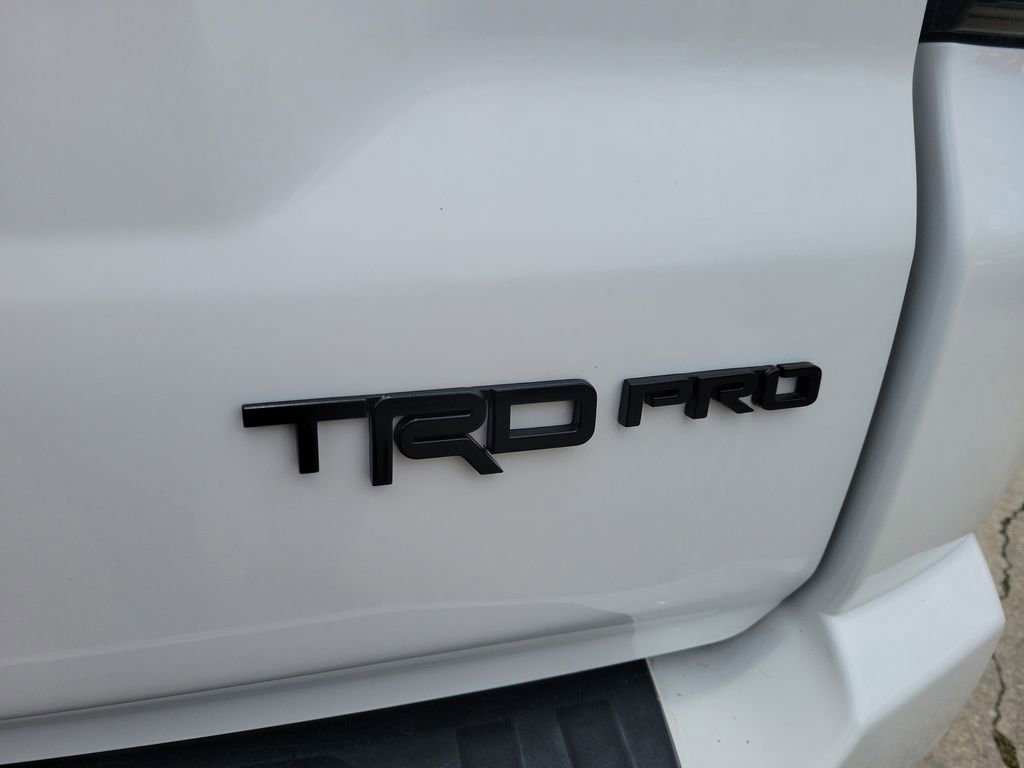 Used 2016 Toyota 4Runner TRD Pro AWD/4WD image 7