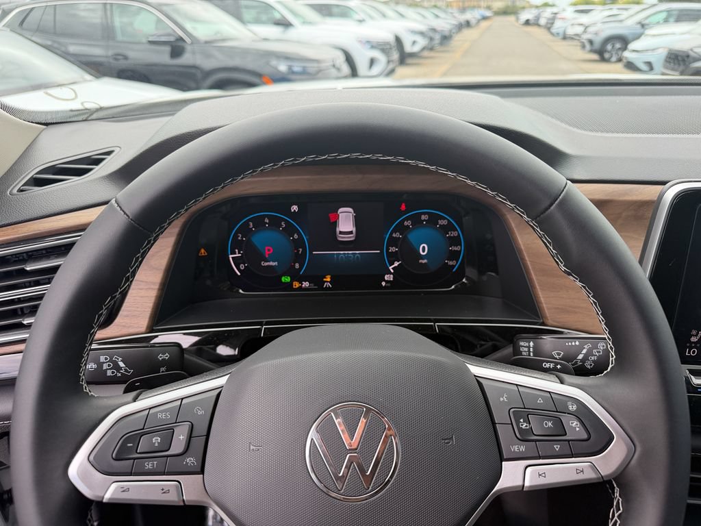 New 2026 Volkswagen Atlas SE FWD image 14