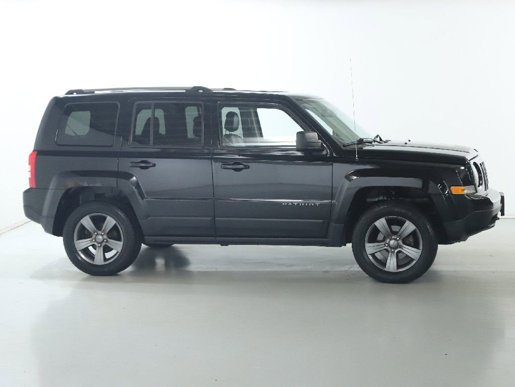 Used 2016 Jeep Patriot Sport w/ Power Value Group AWD/4WD image 11