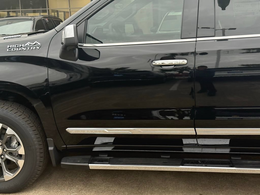Used 2026 Chevrolet Silverado 1500 High Country w/ Technology Package RWD image 18