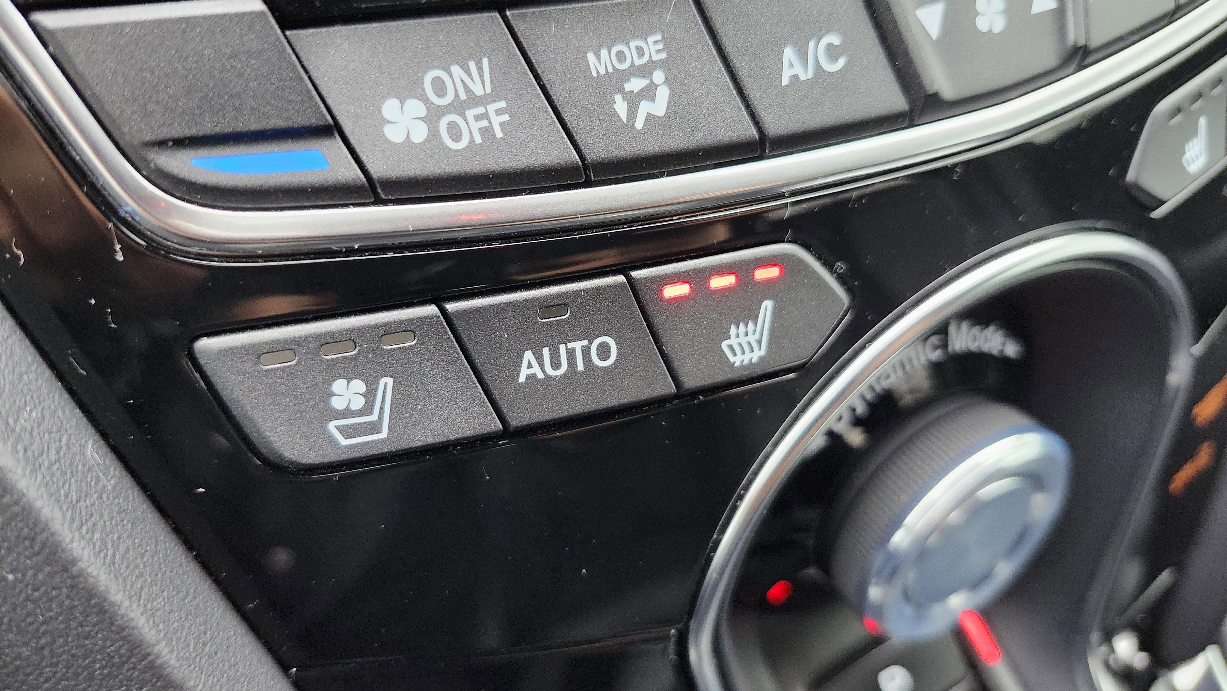 Used 2020 Acura RDX A-Spec image 12