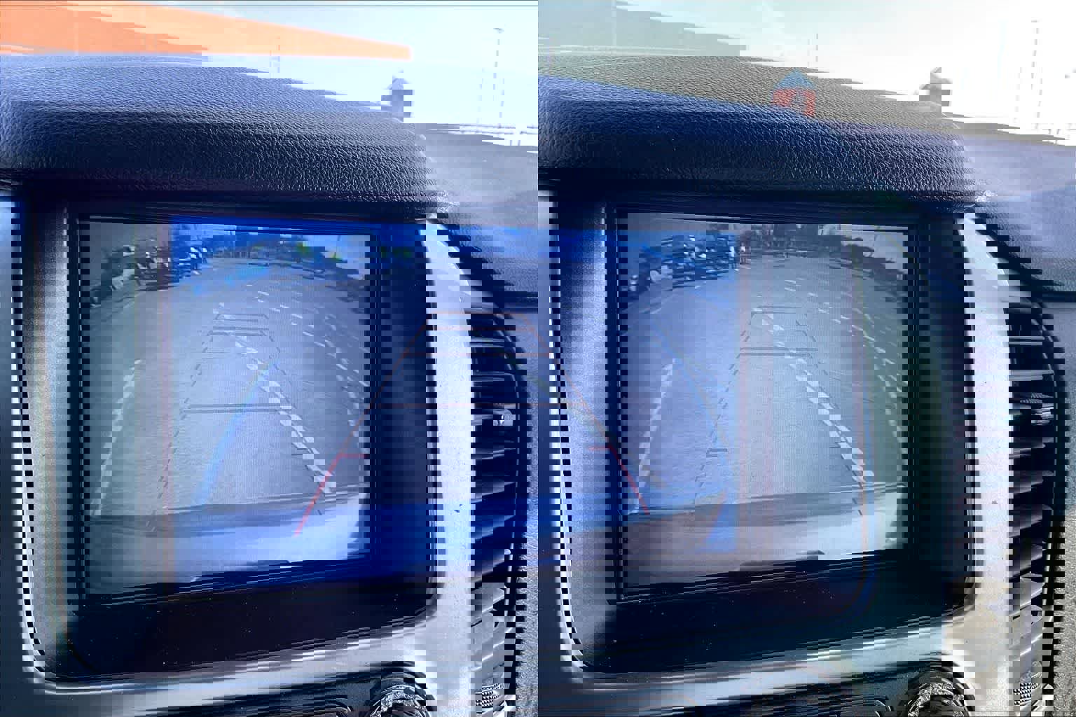 Used 2019 Chevrolet Tahoe Premier image 26