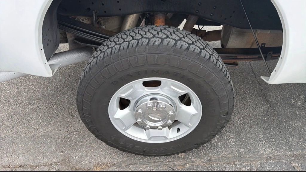 Used 2011 Ford F250 XLT w/ XLT Interior Pkg image 17