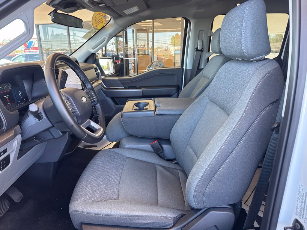 Used 2025 Ford F150 XLT w/ Equipment Group 301A Standard AWD/4WD image 11