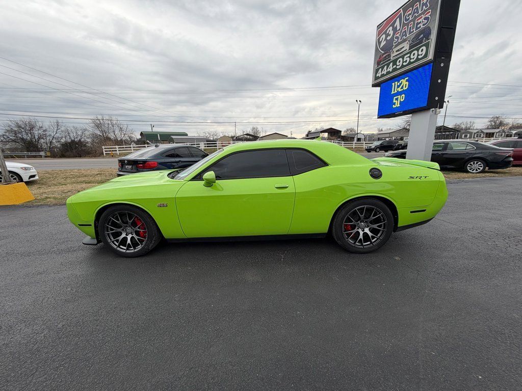 Used 2015 Dodge Challenger SRT w/ Technology Group image 6