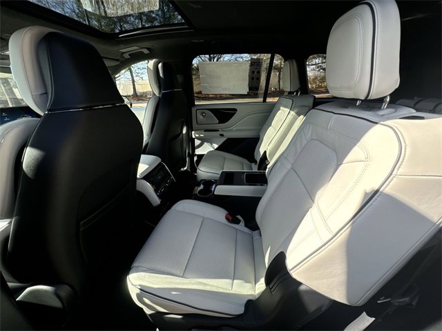 New 2026 Lincoln Aviator Black Label w/ Dynamic Handling Package image 23