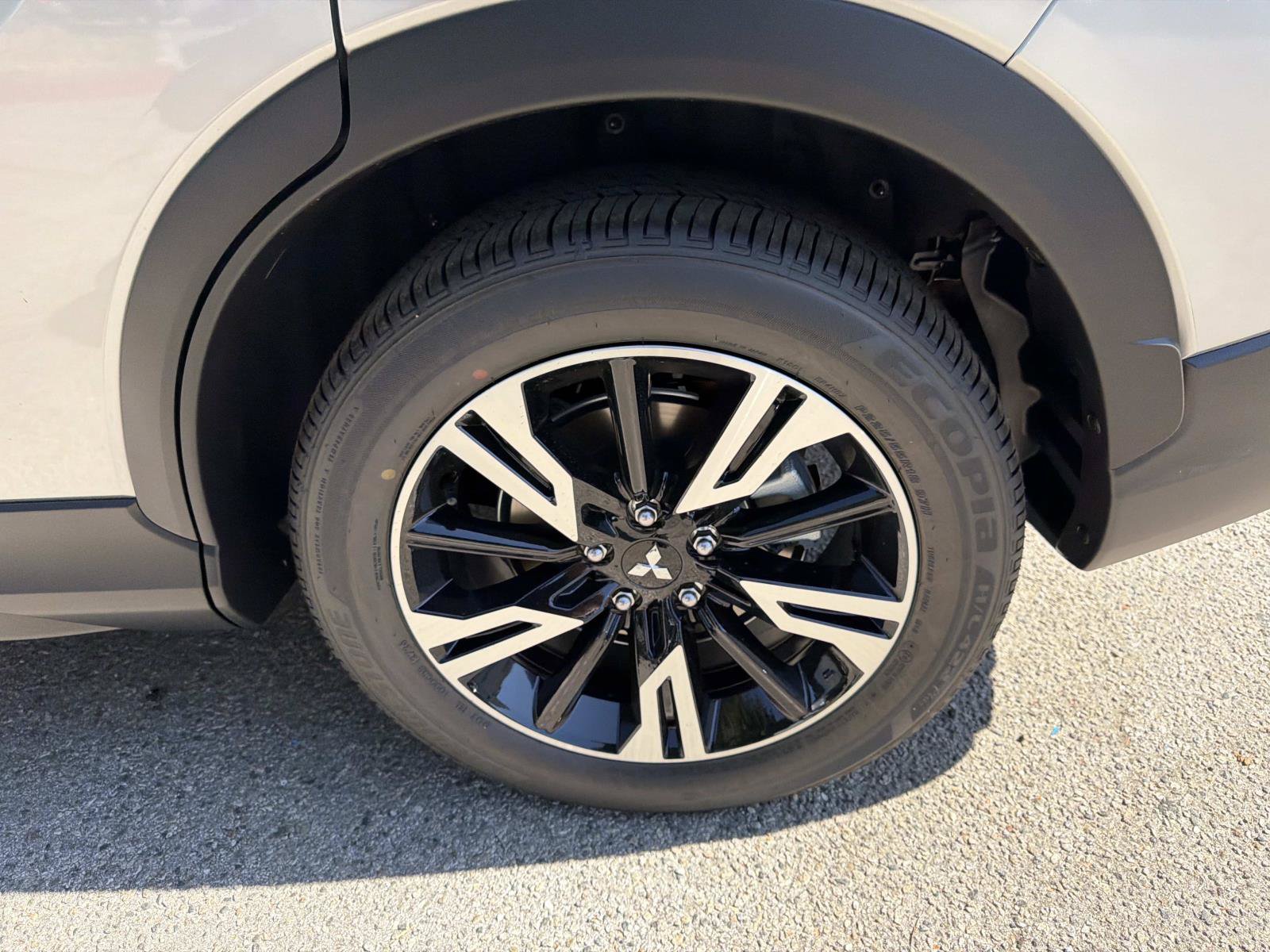 New 2026 Mitsubishi Eclipse Cross SE AWD/4WD image 6