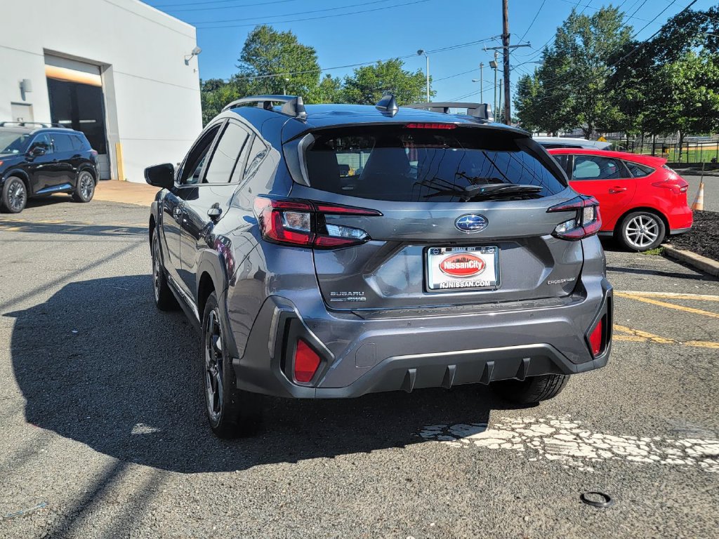 Used 2025 Subaru Crosstrek 2.5i Limited AWD/4WD image 7