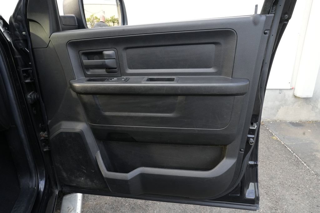 Used 2014 RAM 1500 Express w/ Ram Charger Package AWD/4WD image 30