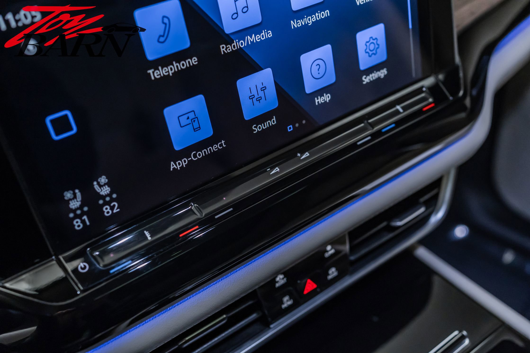 Used 2024 Volkswagen Atlas SEL Premium R-Line image 38