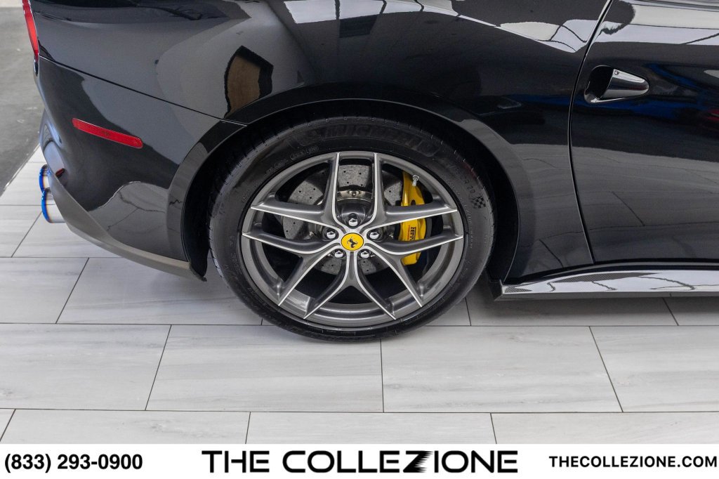 Used 2014 Ferrari F12 Berlinetta RWD image 29