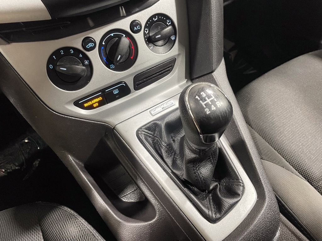 Used 2014 Ford Focus SE image 15