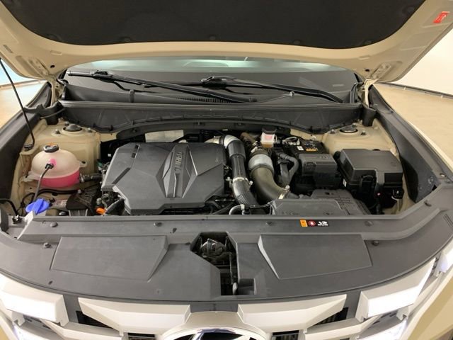 Used 2023 Hyundai Santa Cruz SEL Premium AWD/4WD image 39
