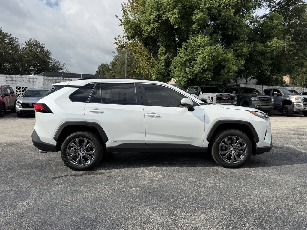 Used 2024 Toyota RAV4 XLE Premium AWD/4WD image 4