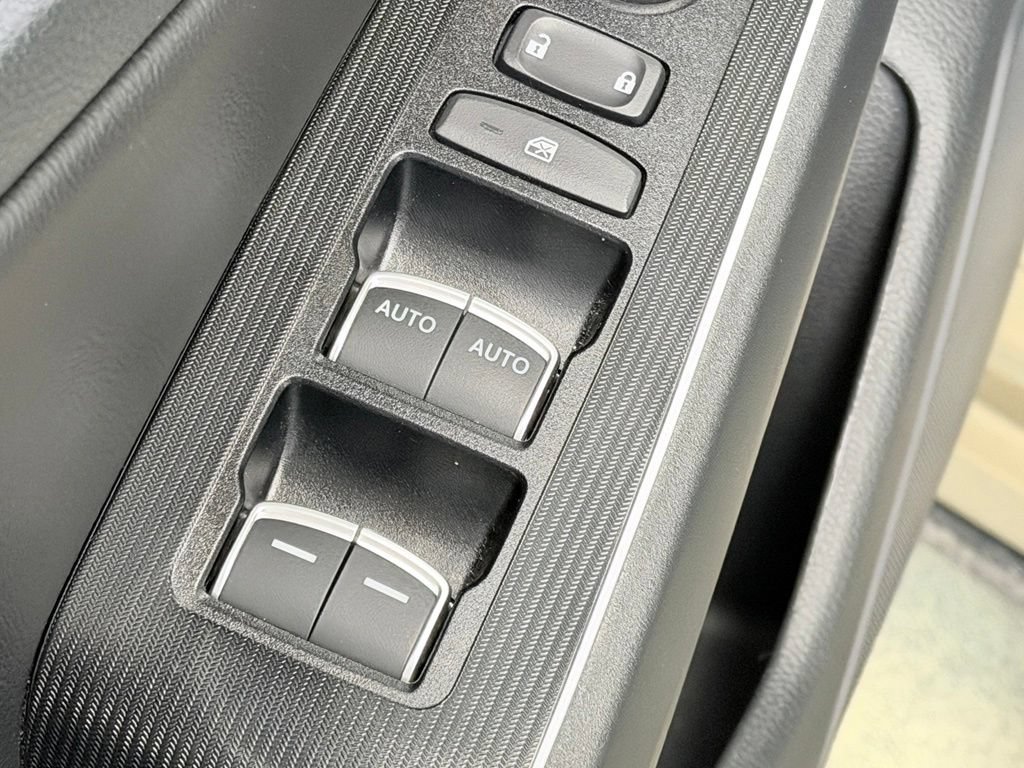 Used 2025 Honda Civic Sport Touring image 14