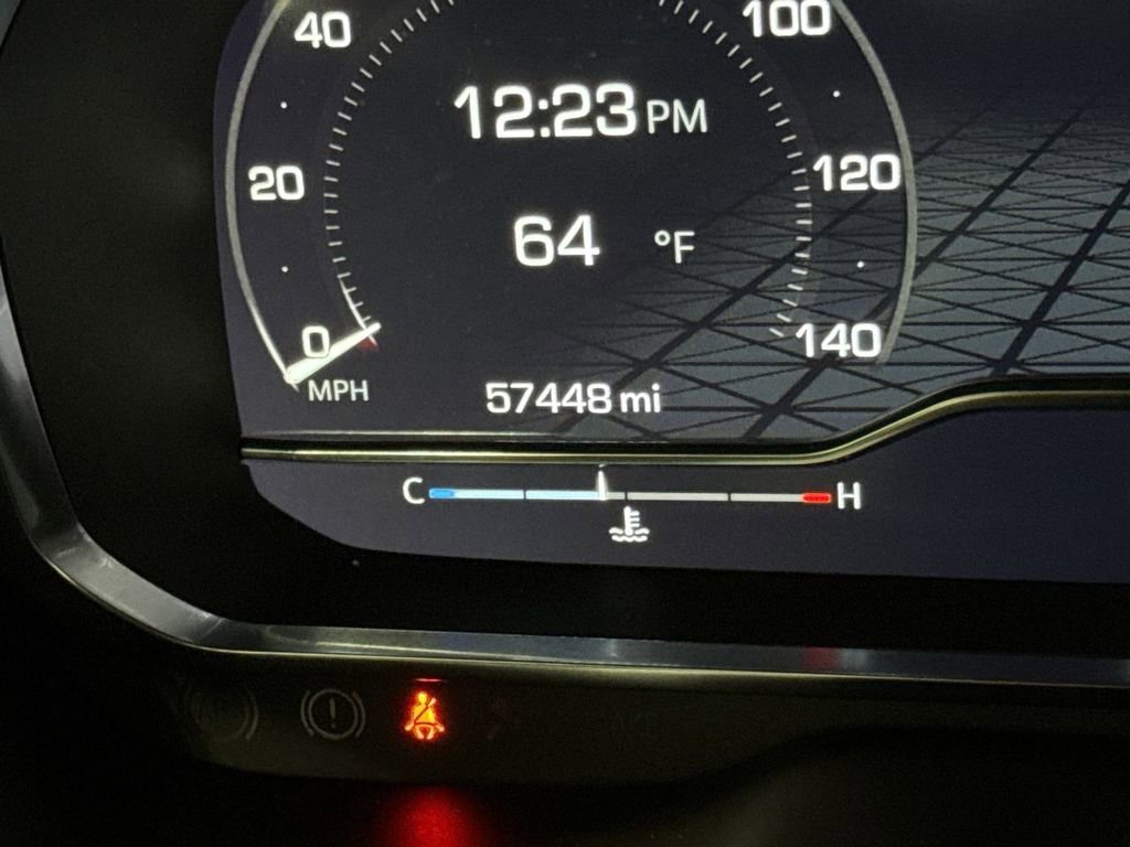 Used 2024 GMC Yukon SLT image 13